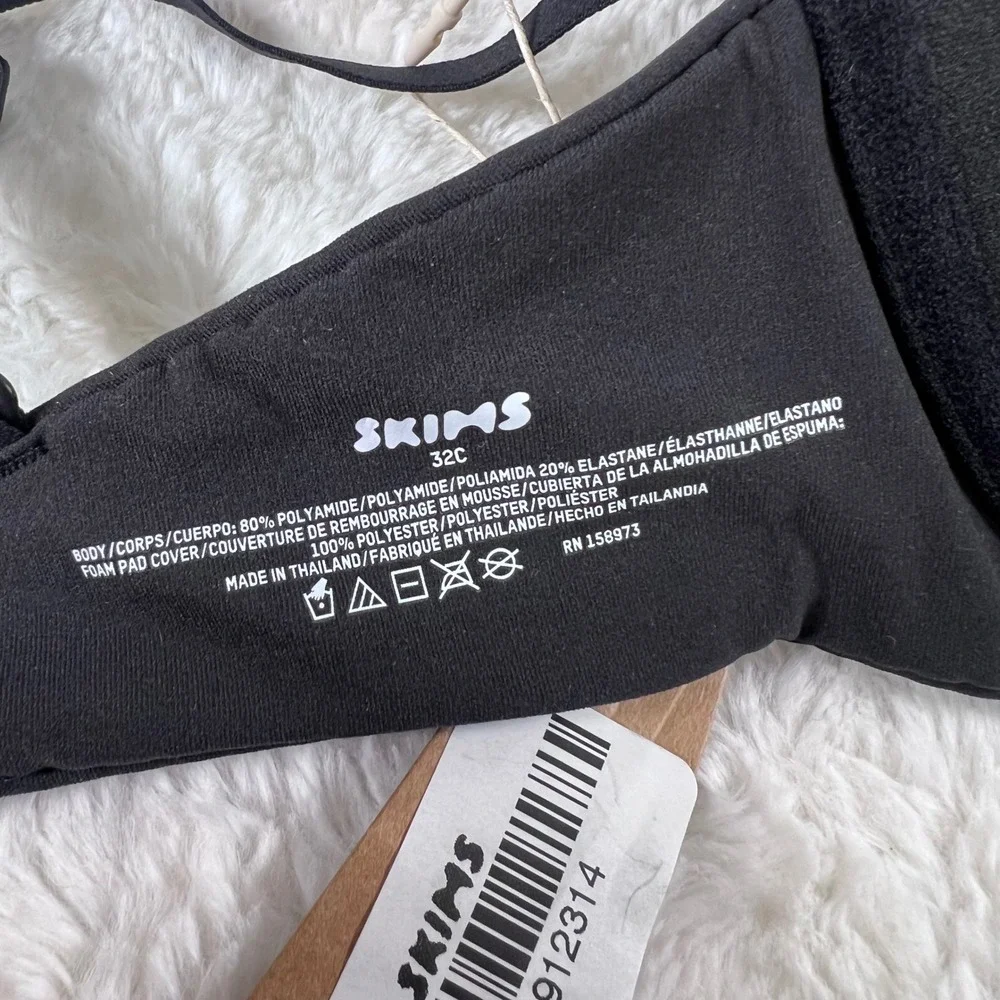 Skims‎ Fits Everybody T-Shirt Bra Onyx Black Underwire Size 32C BR-UWR-2294 NEW